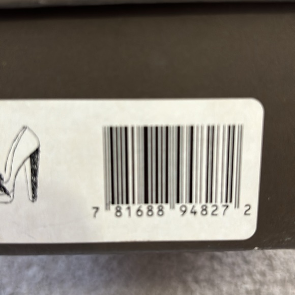 Enzo Angiolini Real Dark Pink Suede & Mink Fur heels. One of a kind Vintage - Picture 7 of 8